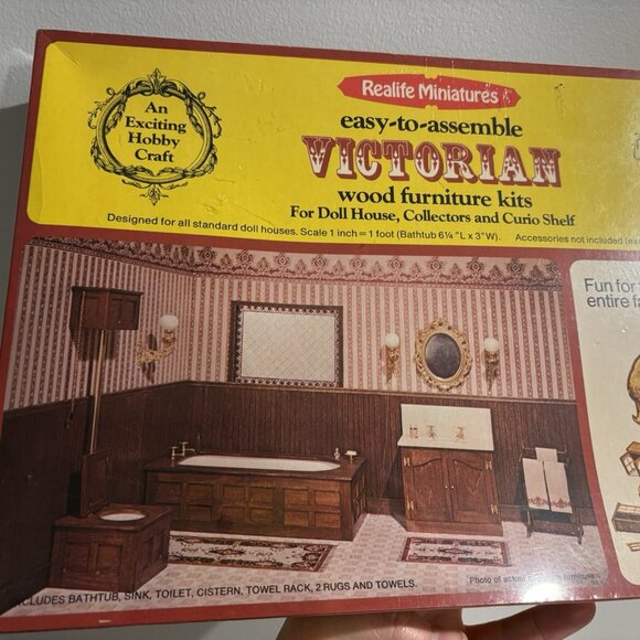 RealLife Miniatures Wood Furniture Kit Heritage Series Victorian Bath Kit #197 - Picture 3 of 11